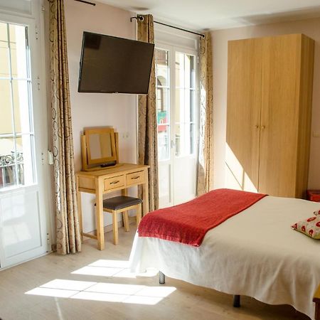 Hotel Jaques Jaca Kültér fotó