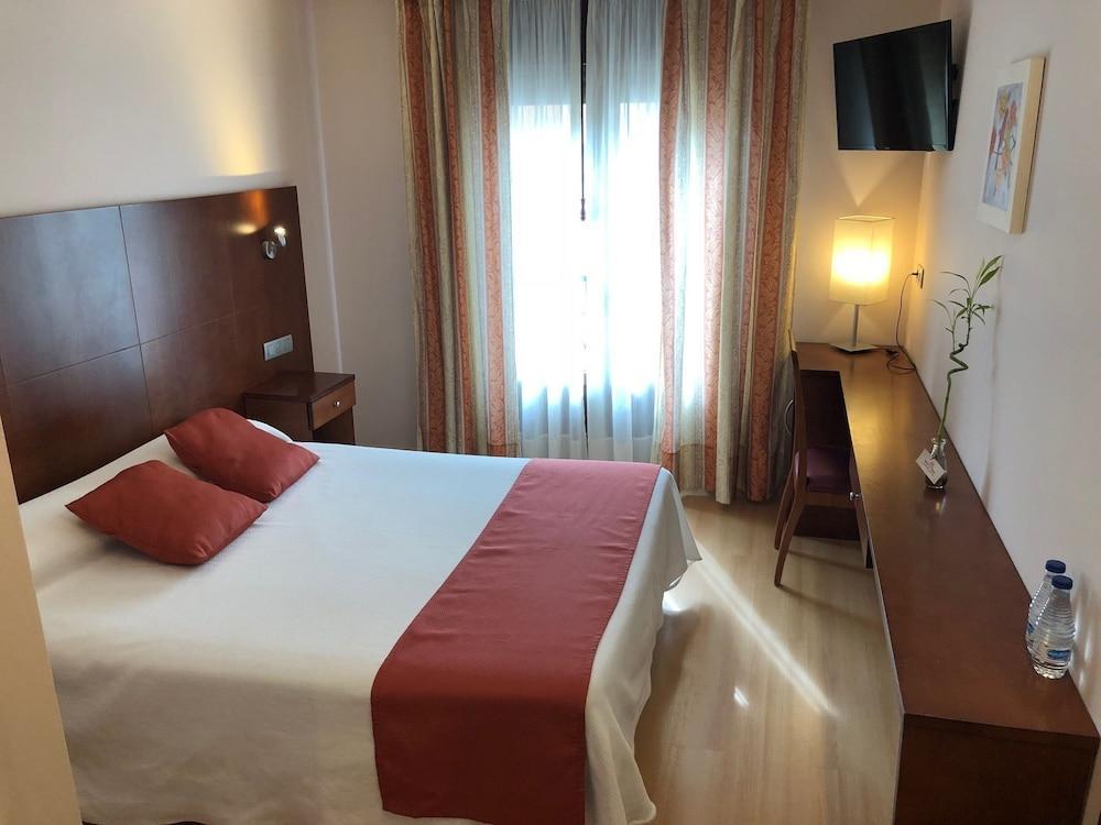 Hotel Jaques Jaca Kültér fotó