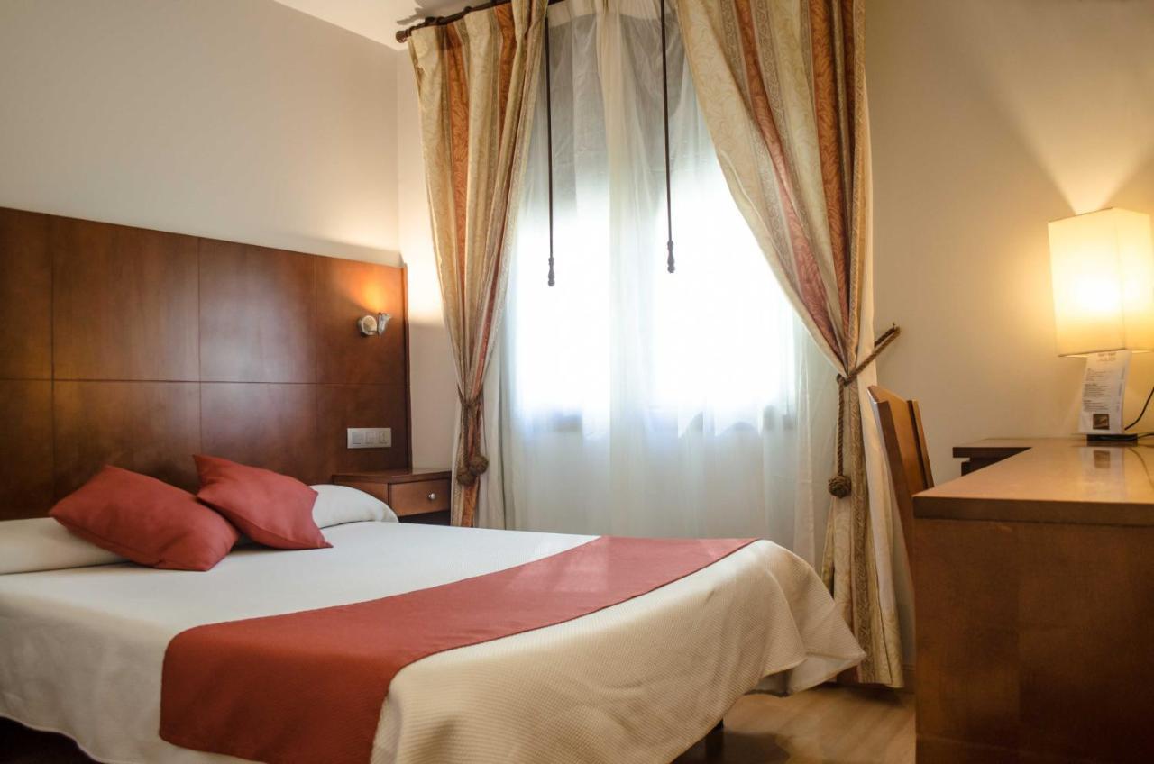 Hotel Jaques Jaca Kültér fotó