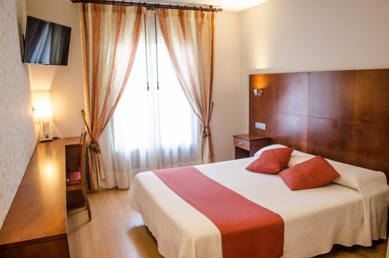 Hotel Jaques Jaca Kültér fotó