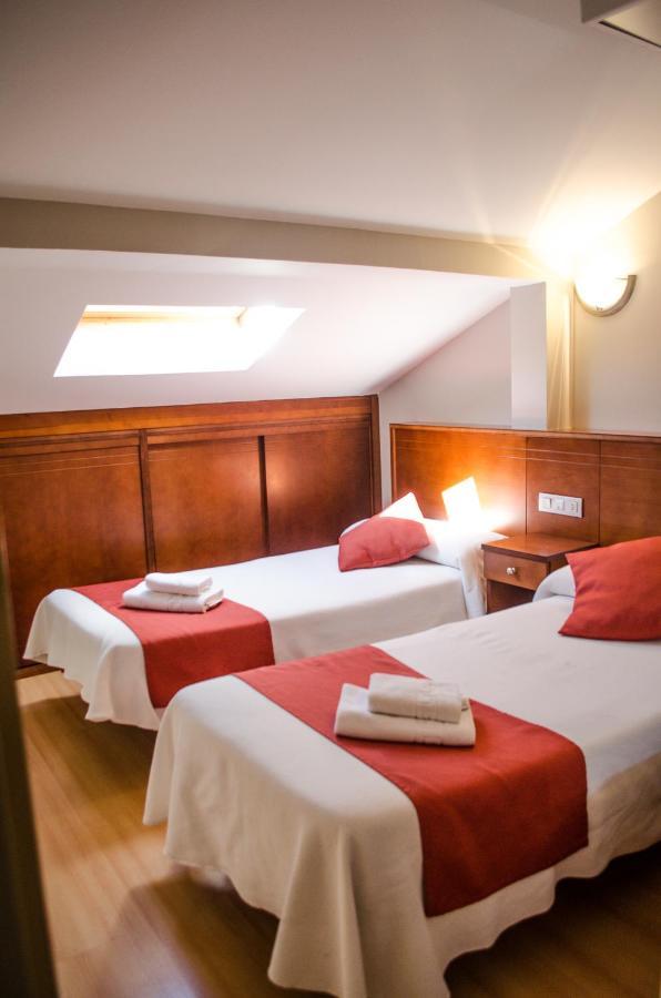 Hotel Jaques Jaca Kültér fotó