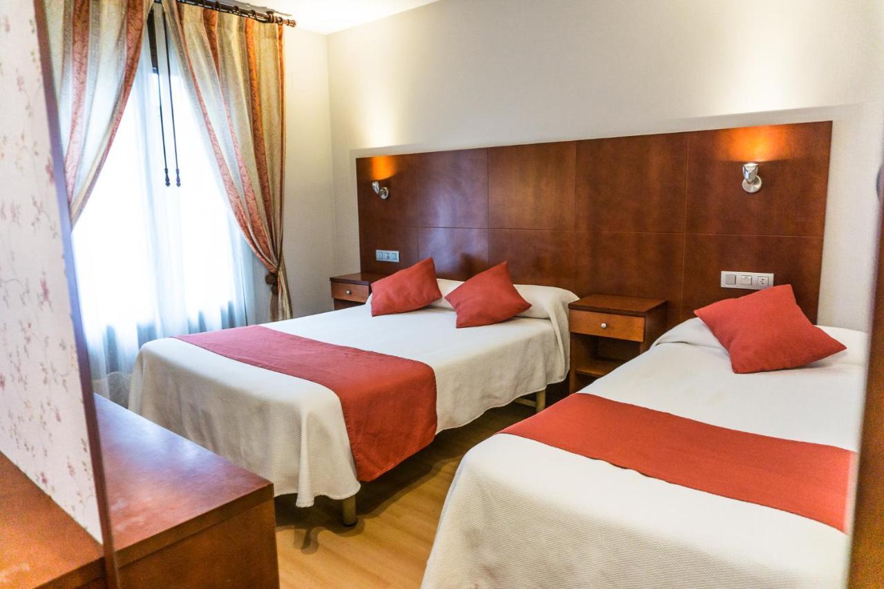 Hotel Jaques Jaca Kültér fotó