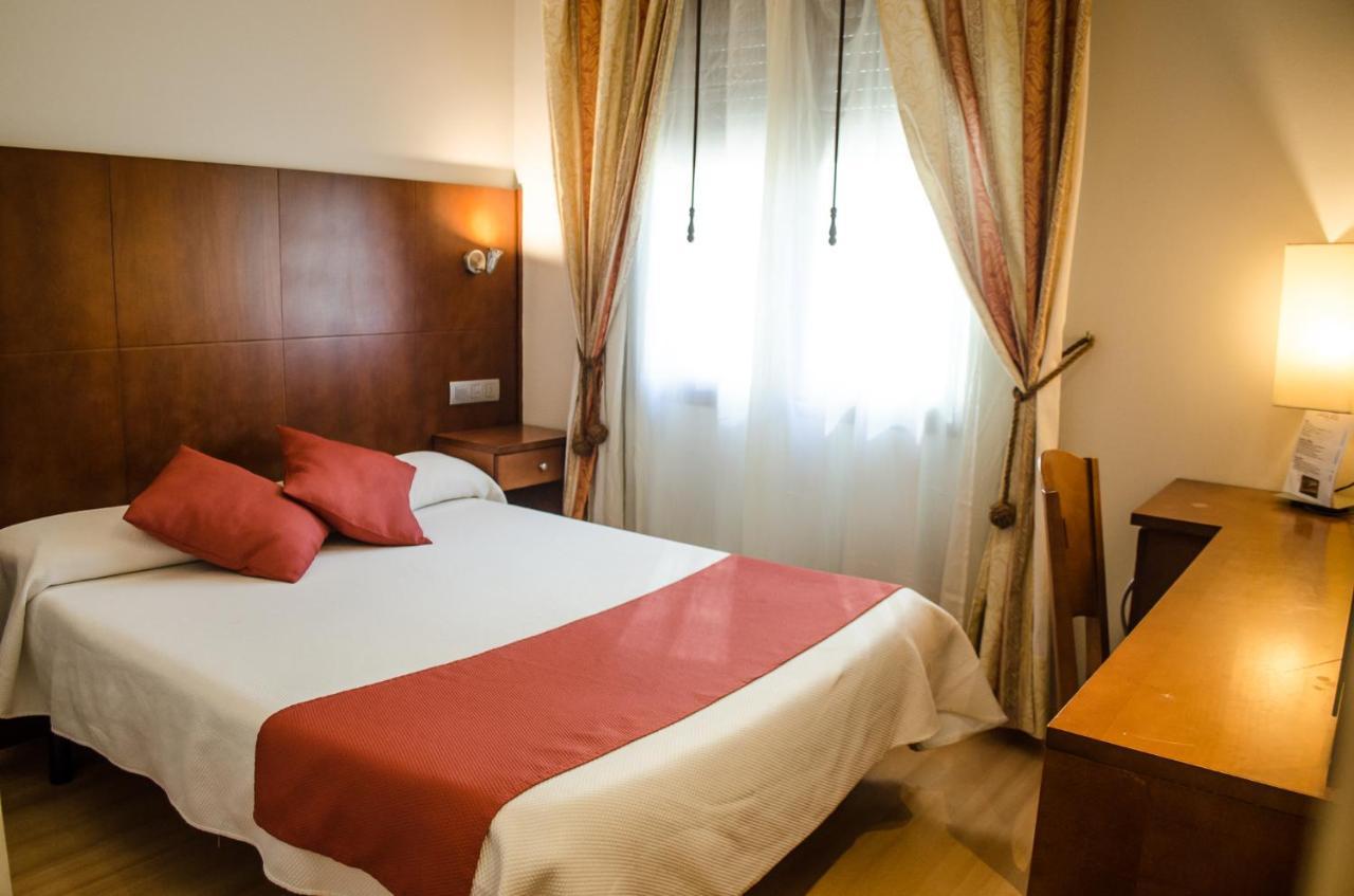 Hotel Jaques Jaca Kültér fotó