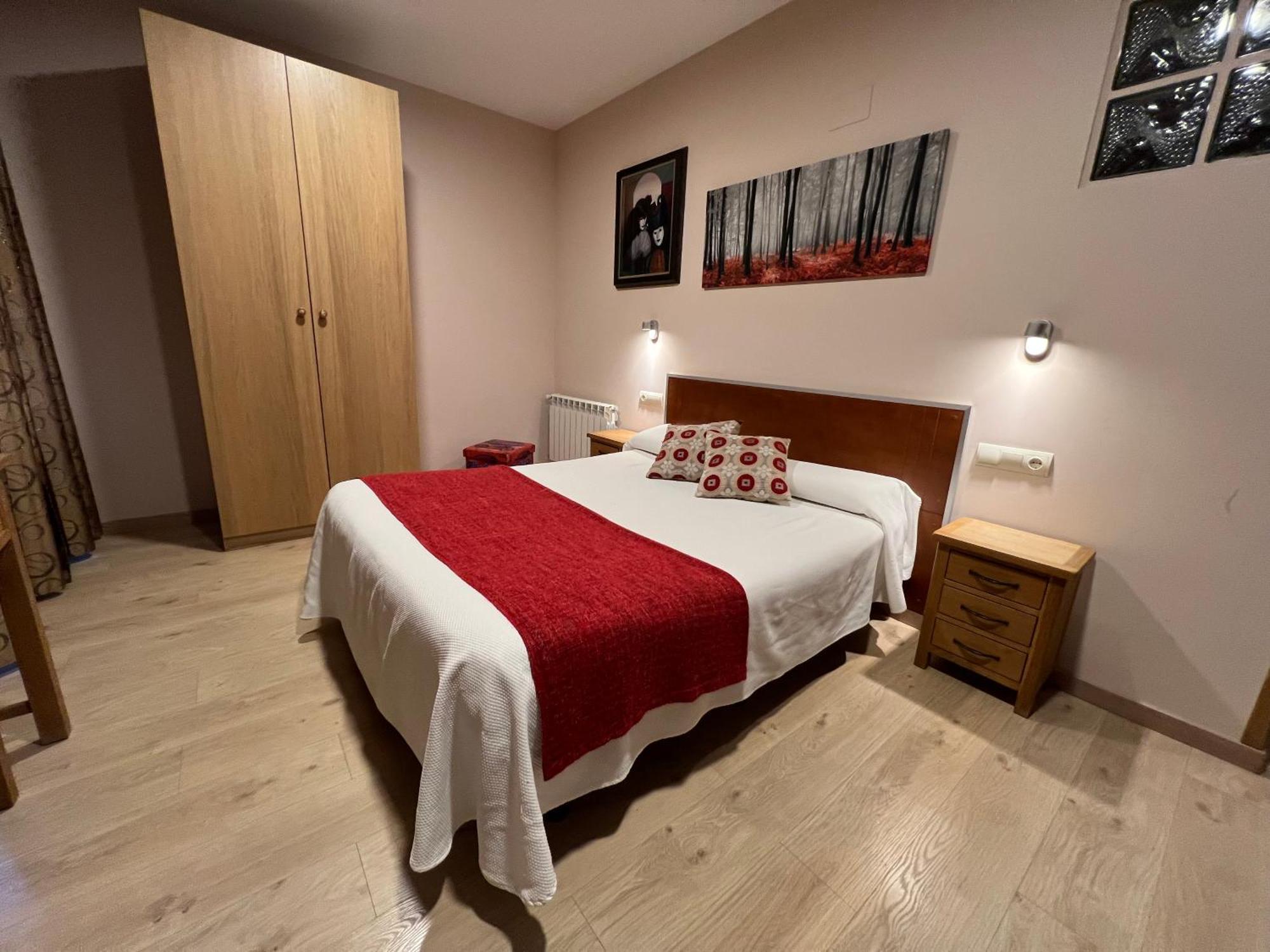 Hotel Jaques Jaca Kültér fotó